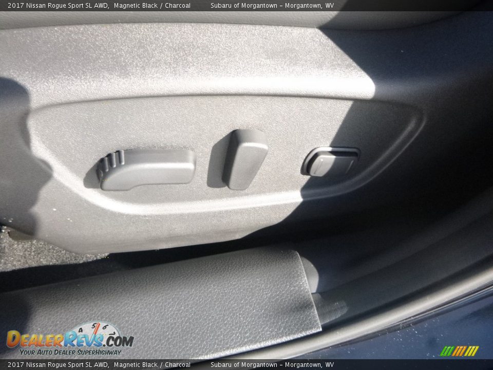 2017 Nissan Rogue Sport SL AWD Magnetic Black / Charcoal Photo #18