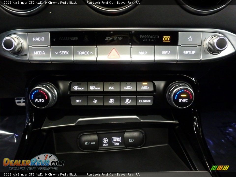 Controls of 2018 Kia Stinger GT2 AWD Photo #20