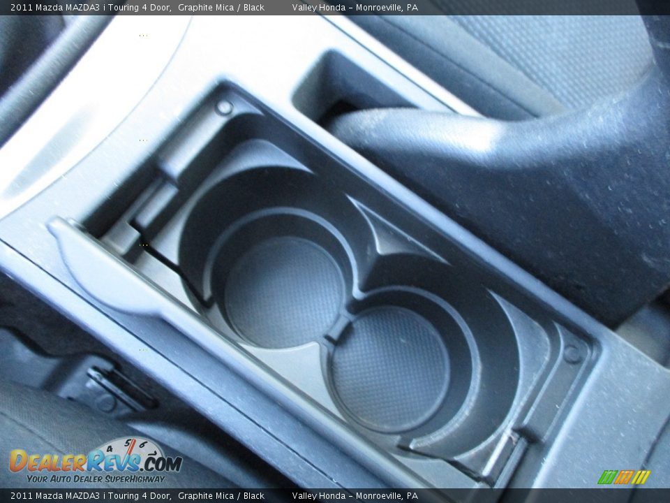 2011 Mazda MAZDA3 i Touring 4 Door Graphite Mica / Black Photo #18