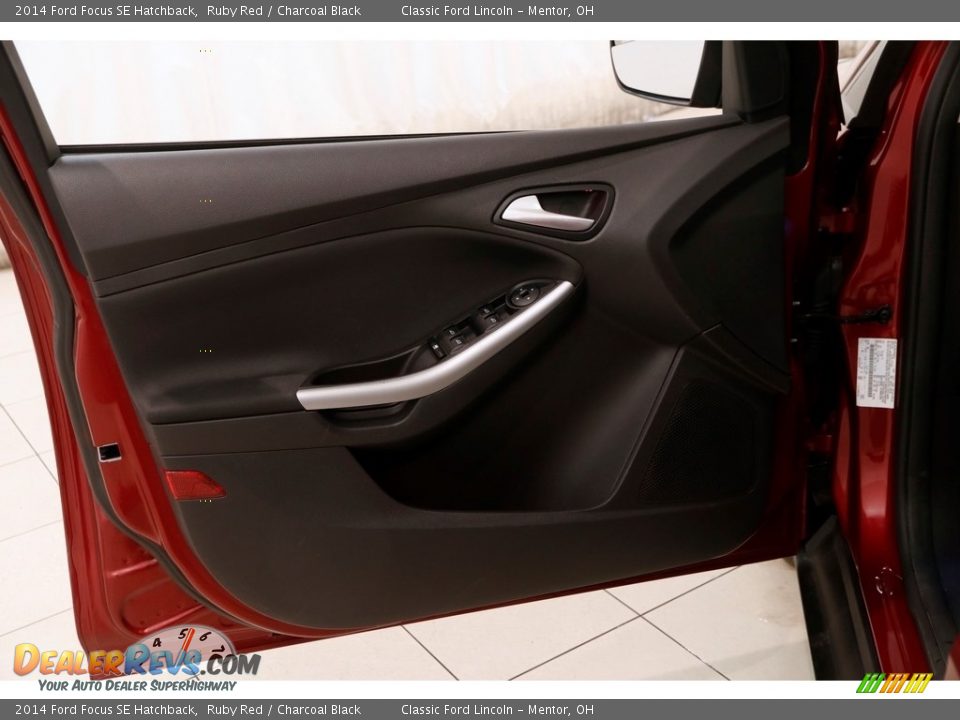 2014 Ford Focus SE Hatchback Ruby Red / Charcoal Black Photo #4