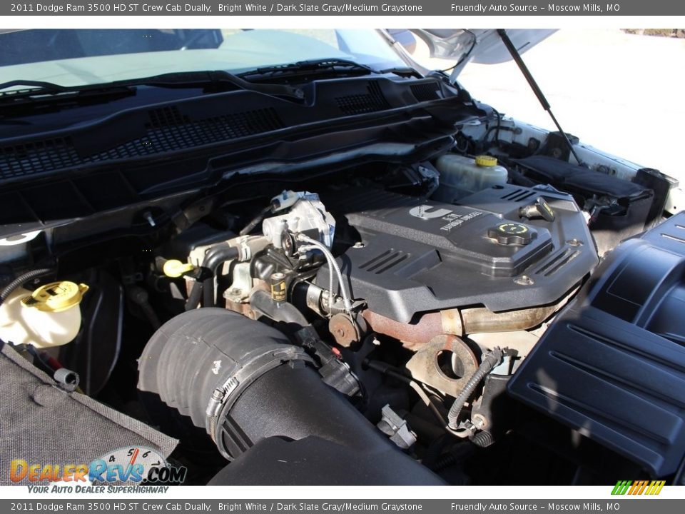2011 Dodge Ram 3500 HD ST Crew Cab Dually Bright White / Dark Slate Gray/Medium Graystone Photo #27