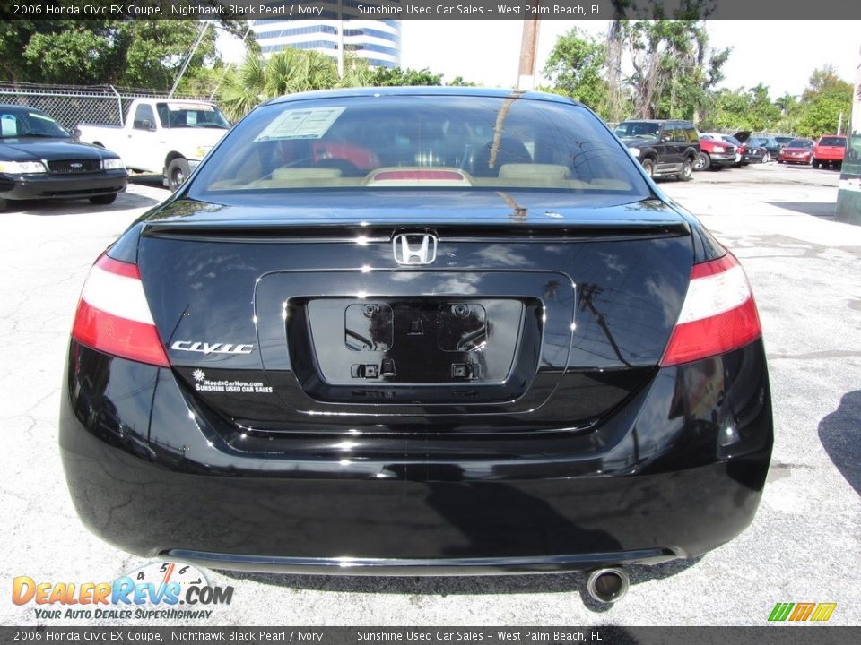 2006 Honda Civic EX Coupe Nighthawk Black Pearl / Ivory Photo #7
