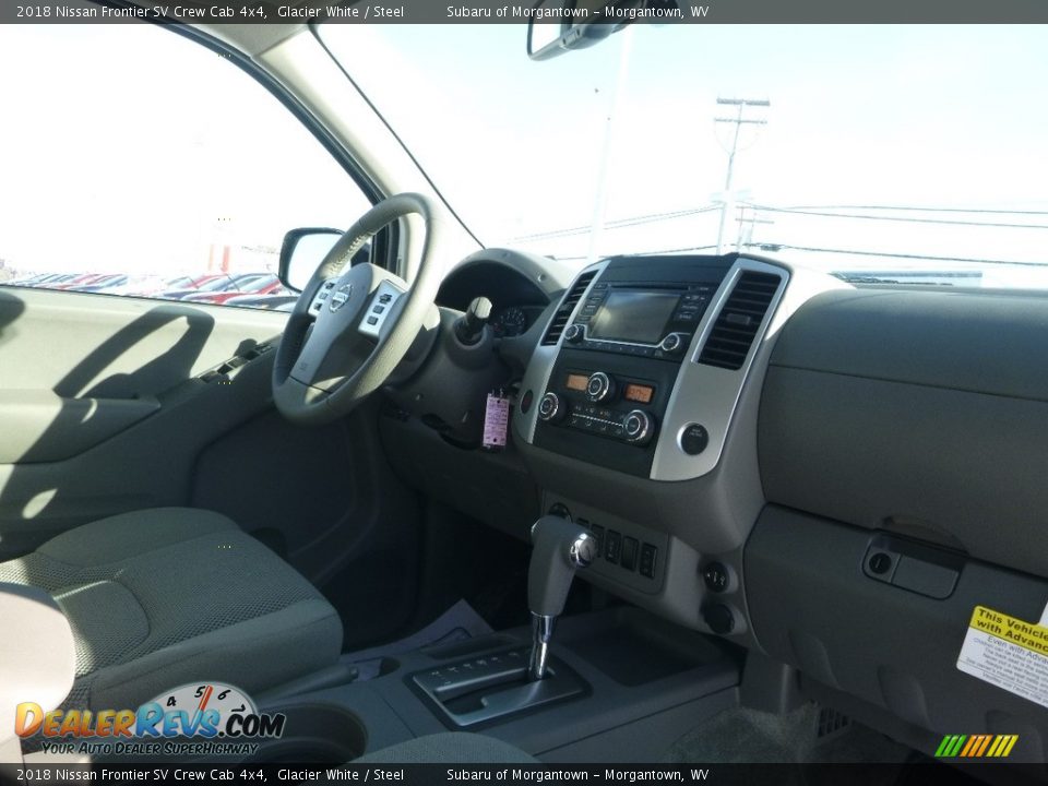 2018 Nissan Frontier SV Crew Cab 4x4 Glacier White / Steel Photo #11