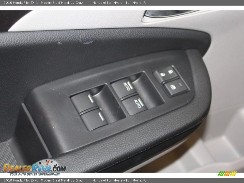 2018 Honda Pilot EX-L Modern Steel Metallic / Gray Photo #13
