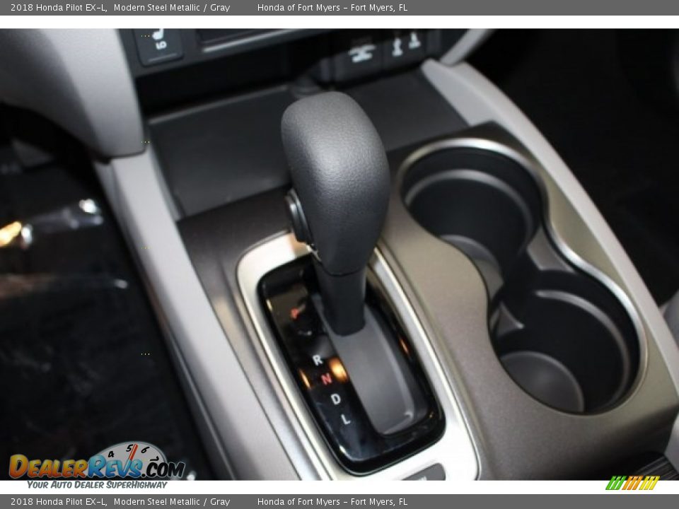 2018 Honda Pilot EX-L Modern Steel Metallic / Gray Photo #31