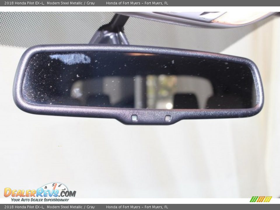 2018 Honda Pilot EX-L Modern Steel Metallic / Gray Photo #33