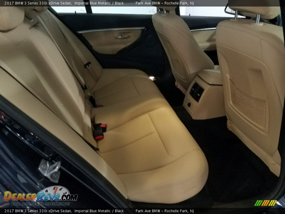 2017 BMW 3 Series 330i xDrive Sedan Imperial Blue Metallic / Black Photo #11