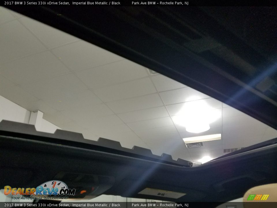 2017 BMW 3 Series 330i xDrive Sedan Imperial Blue Metallic / Black Photo #21