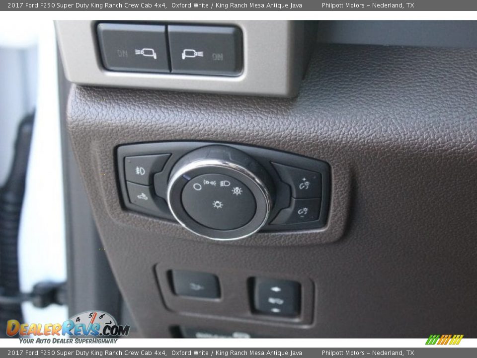 2017 Ford F250 Super Duty King Ranch Crew Cab 4x4 Oxford White / King Ranch Mesa Antique Java Photo #24