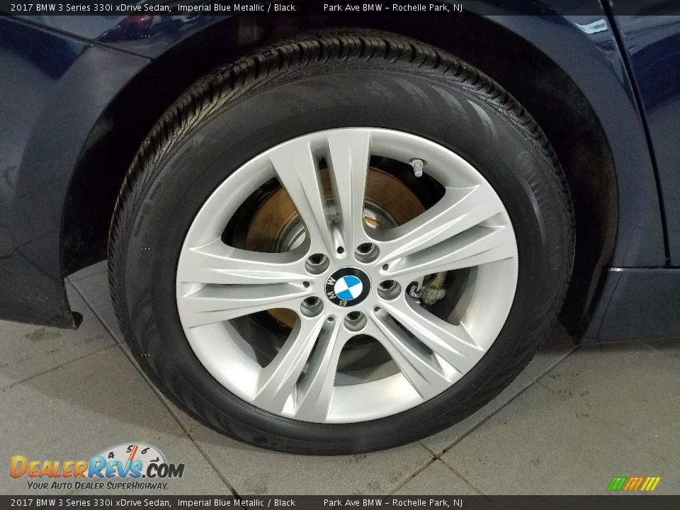 2017 BMW 3 Series 330i xDrive Sedan Imperial Blue Metallic / Black Photo #28