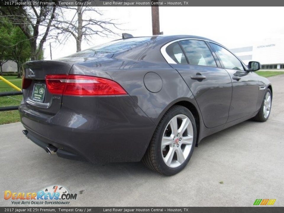 2017 Jaguar XE 25t Premium Tempest Gray / Jet Photo #11