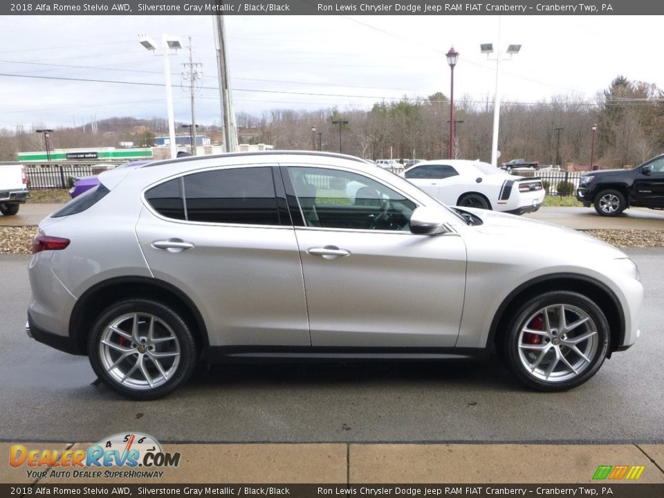 2018 Alfa Romeo Stelvio AWD Silverstone Gray Metallic / Black/Black Photo #9