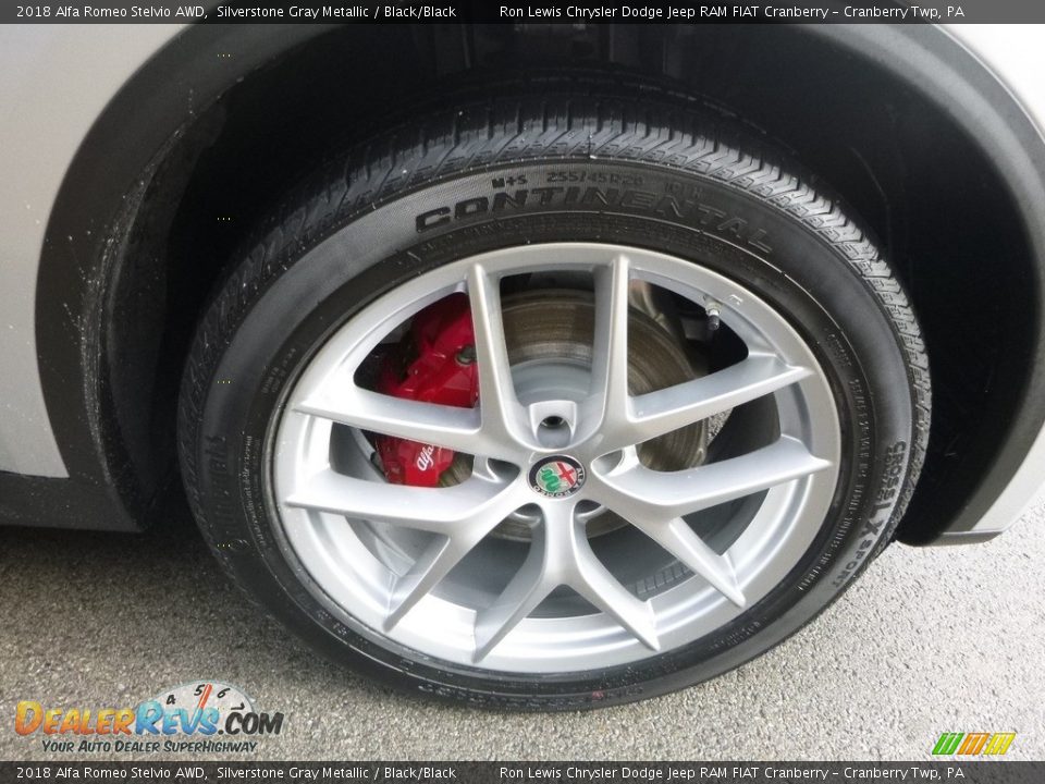 2018 Alfa Romeo Stelvio AWD Silverstone Gray Metallic / Black/Black Photo #13