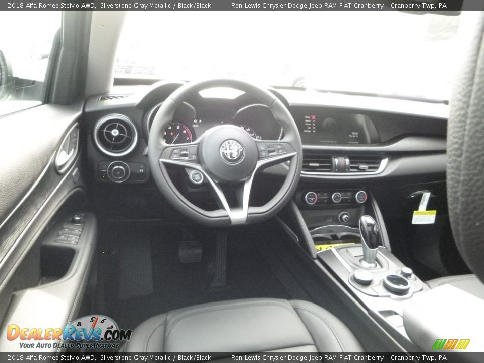 2018 Alfa Romeo Stelvio AWD Silverstone Gray Metallic / Black/Black Photo #19
