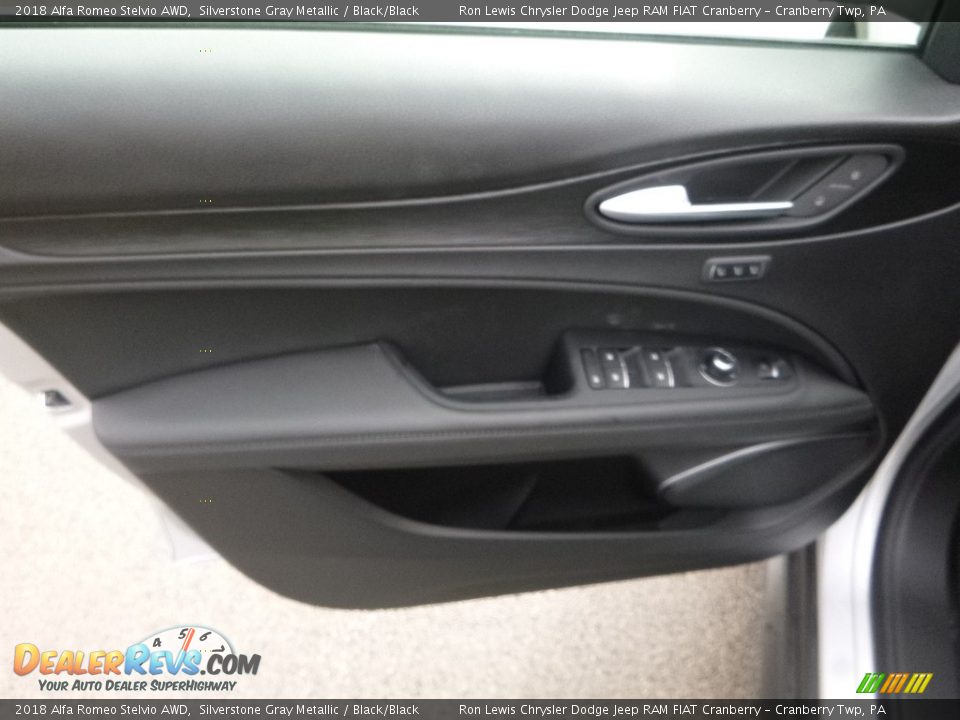 2018 Alfa Romeo Stelvio AWD Silverstone Gray Metallic / Black/Black Photo #21