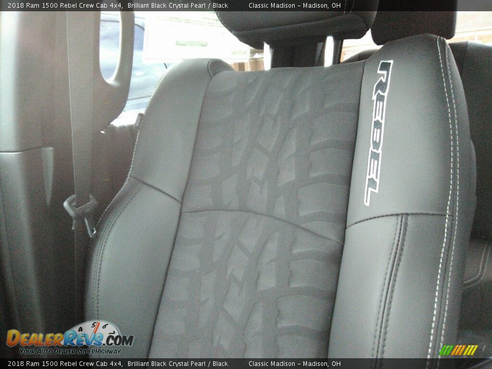 2018 Ram 1500 Rebel Crew Cab 4x4 Brilliant Black Crystal Pearl / Black Photo #9