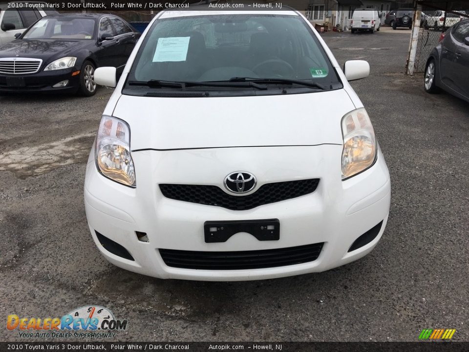 2010 Toyota Yaris 3 Door Liftback Polar White / Dark Charcoal Photo #9