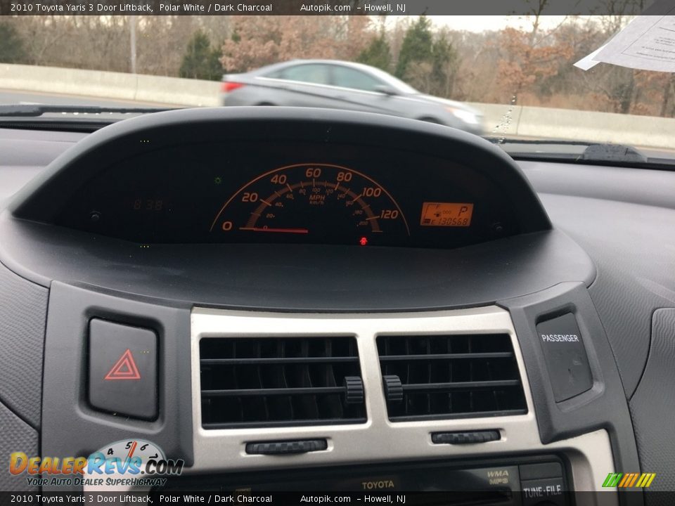 2010 Toyota Yaris 3 Door Liftback Polar White / Dark Charcoal Photo #15