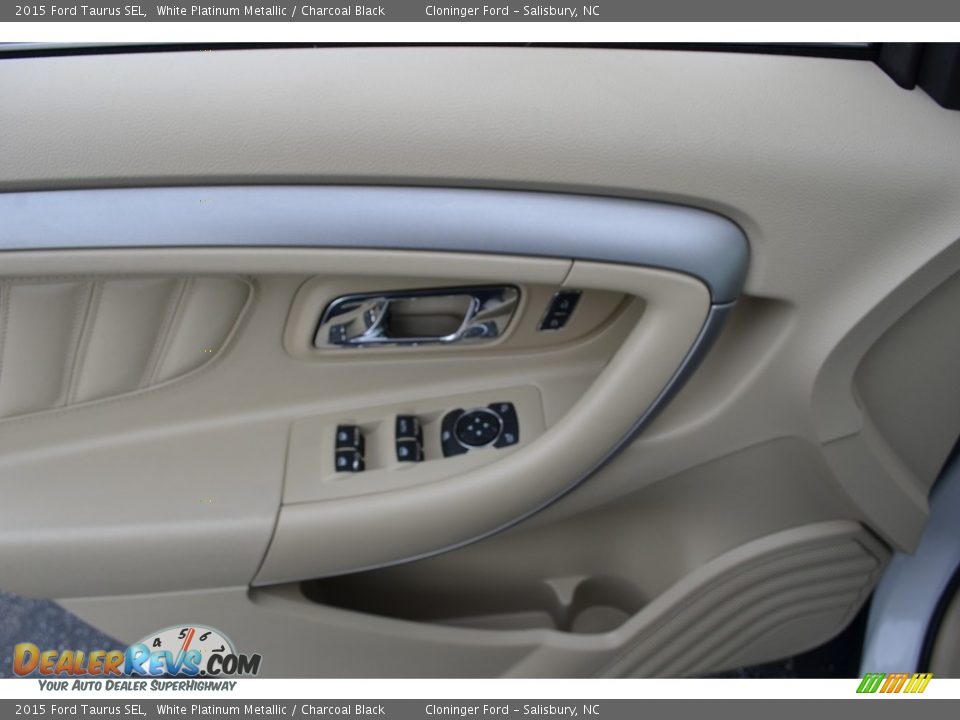 2015 Ford Taurus SEL White Platinum Metallic / Charcoal Black Photo #7