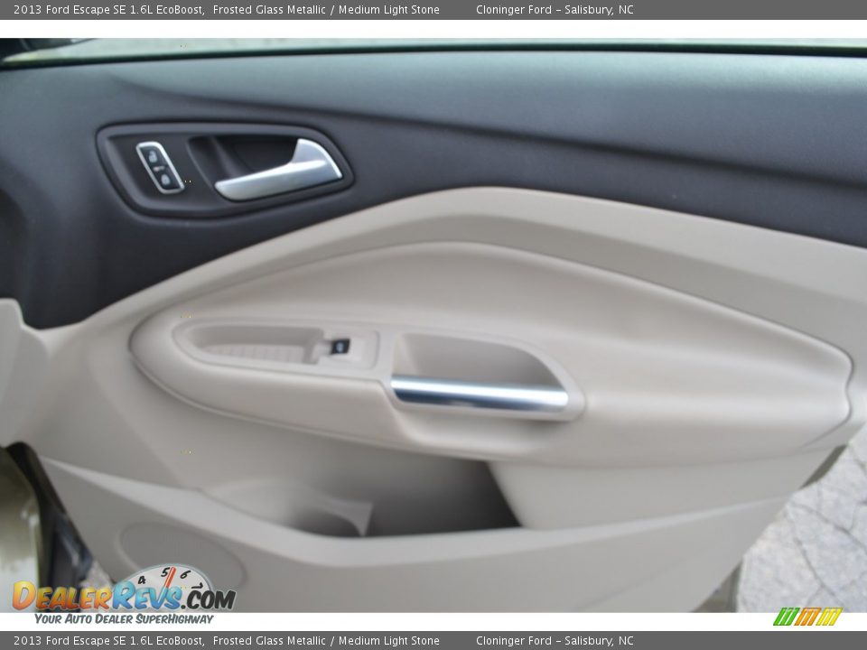 2013 Ford Escape SE 1.6L EcoBoost Frosted Glass Metallic / Medium Light Stone Photo #14