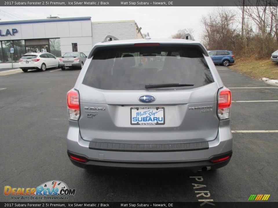 2017 Subaru Forester 2.5i Premium Ice Silver Metallic / Black Photo #7