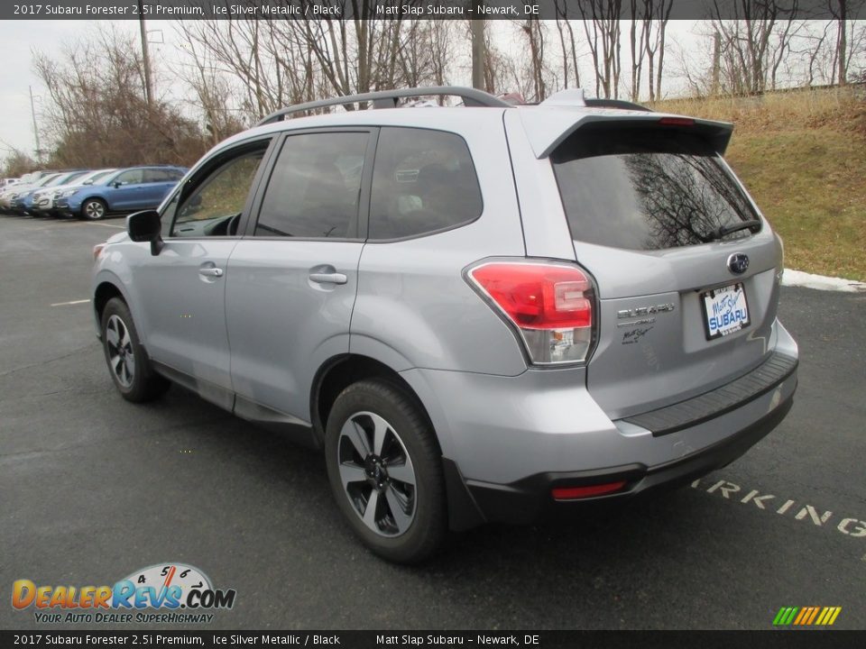 2017 Subaru Forester 2.5i Premium Ice Silver Metallic / Black Photo #8