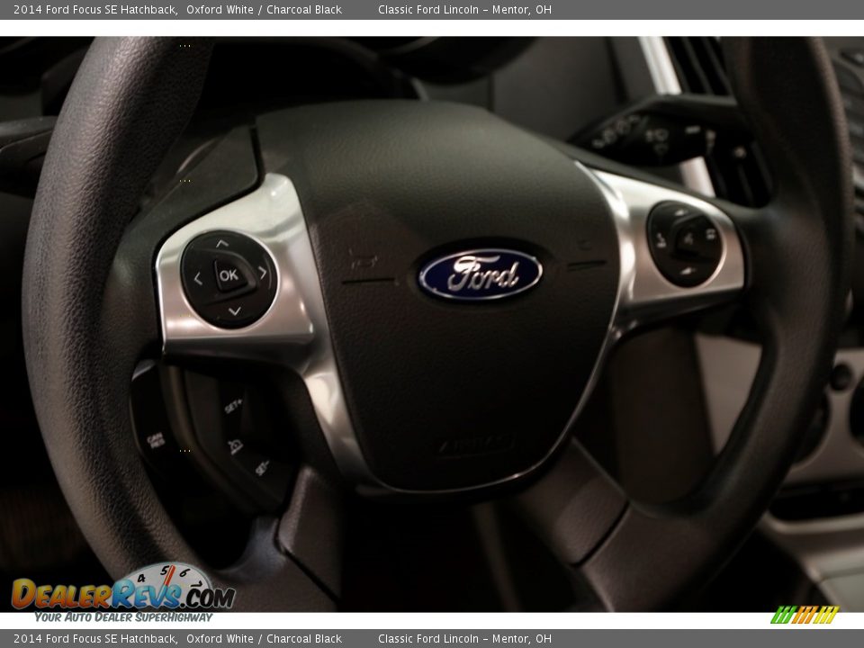 2014 Ford Focus SE Hatchback Oxford White / Charcoal Black Photo #6