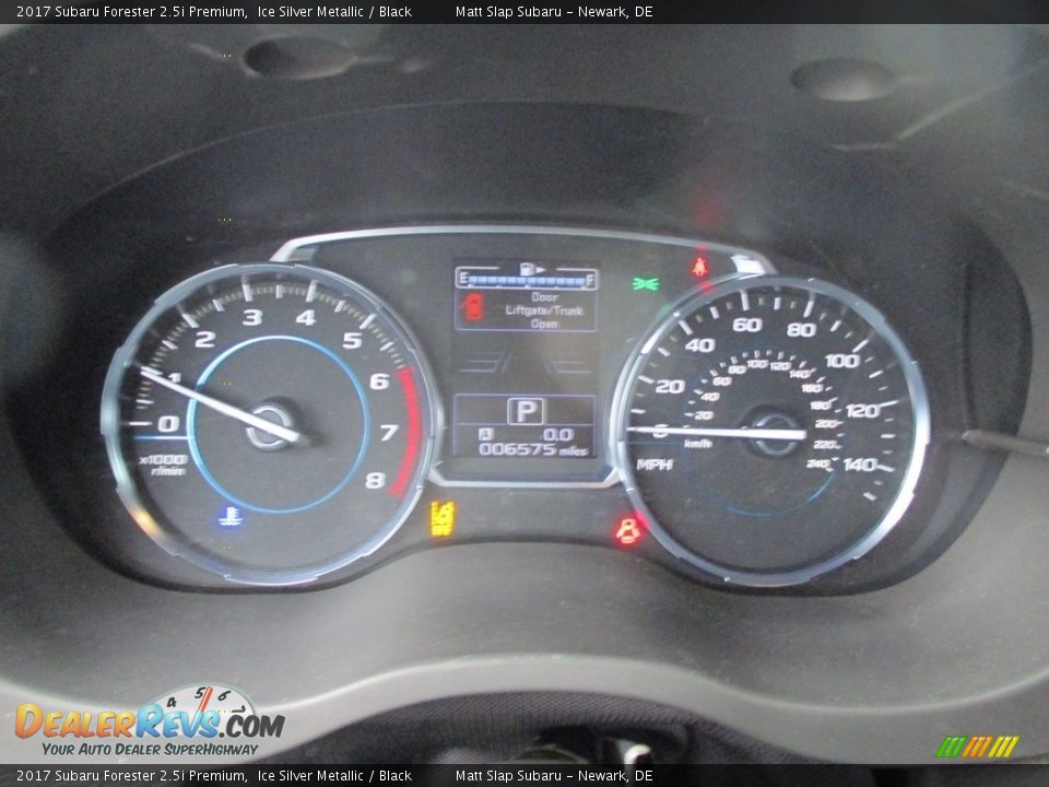 2017 Subaru Forester 2.5i Premium Ice Silver Metallic / Black Photo #28