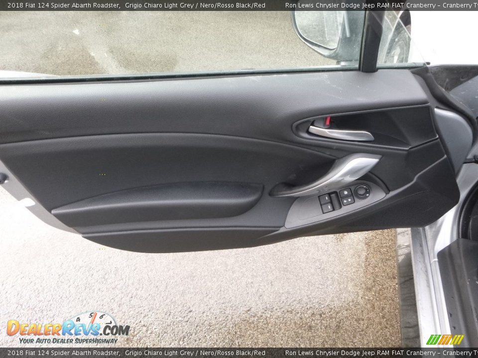 2018 Fiat 124 Spider Abarth Roadster Grigio Chiaro Light Grey / Nero/Rosso Black/Red Photo #13