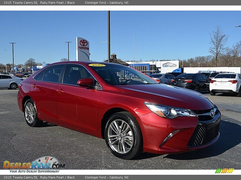 2015 Toyota Camry SE Ruby Flare Pearl / Black Photo #1