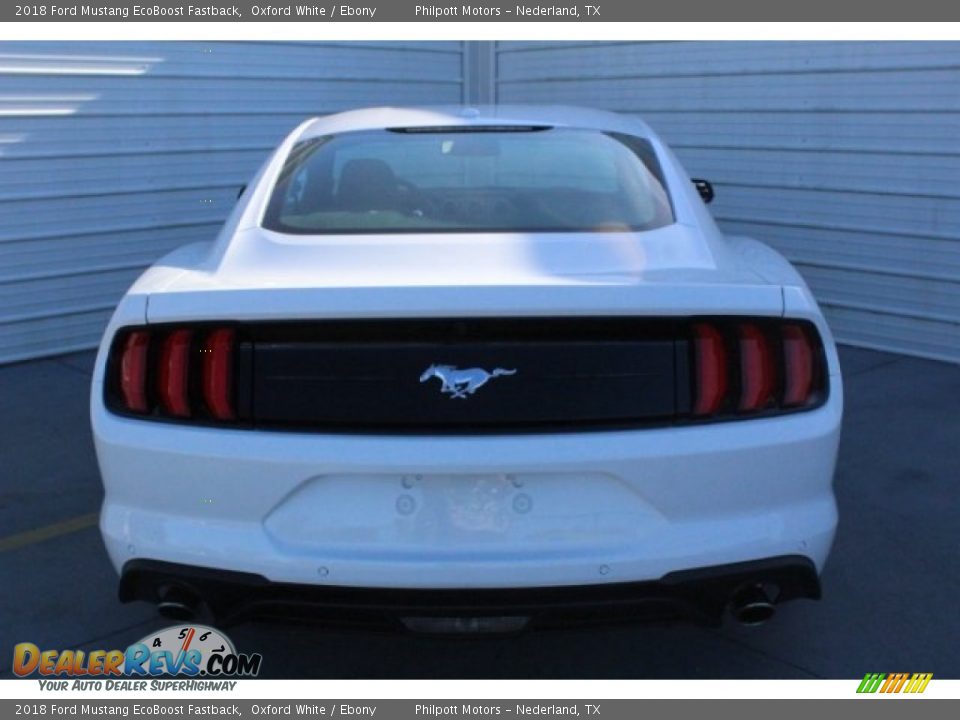 2018 Ford Mustang EcoBoost Fastback Oxford White / Ebony Photo #7