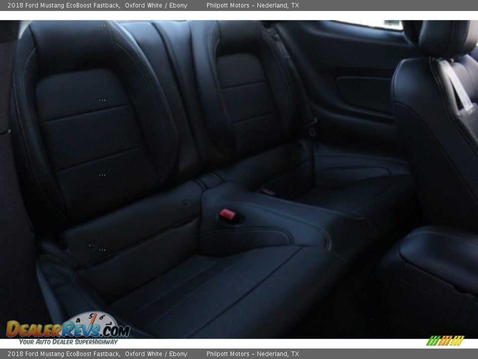 2018 Ford Mustang EcoBoost Fastback Oxford White / Ebony Photo #27