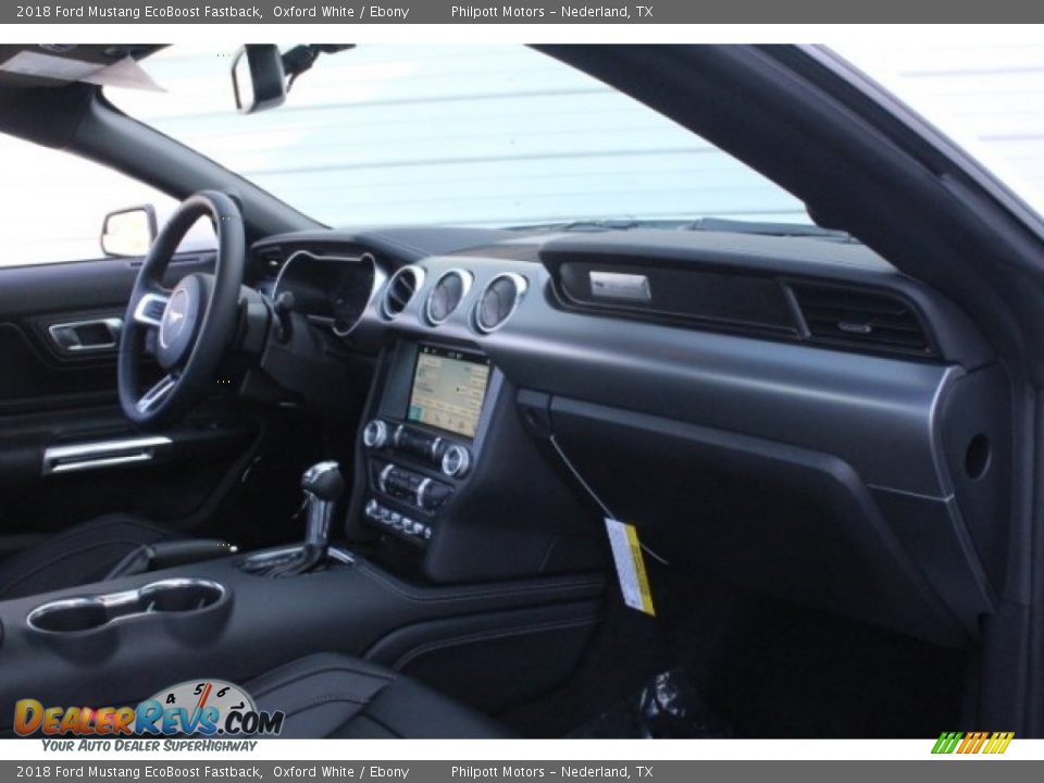 2018 Ford Mustang EcoBoost Fastback Oxford White / Ebony Photo #28