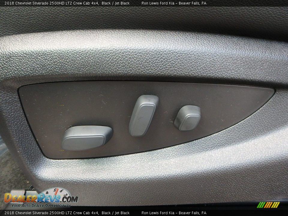 2018 Chevrolet Silverado 2500HD LTZ Crew Cab 4x4 Black / Jet Black Photo #20