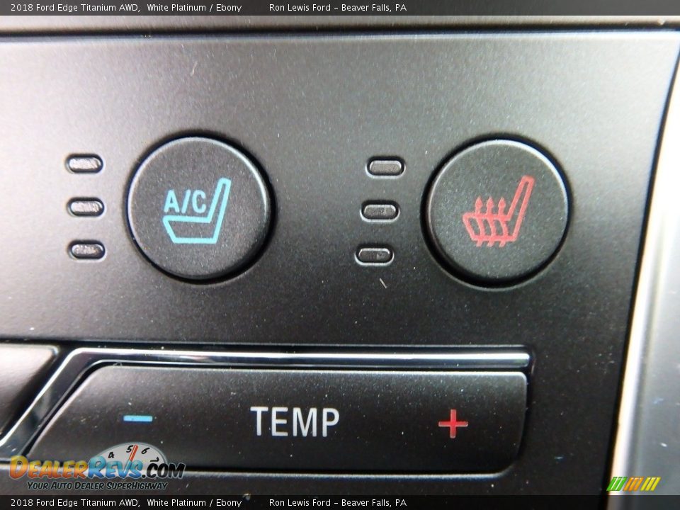 Controls of 2018 Ford Edge Titanium AWD Photo #18