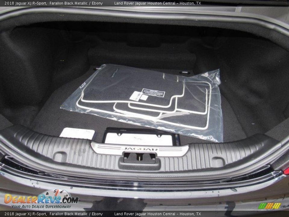 2018 Jaguar XJ R-Sport Farallon Black Metallic / Ebony Photo #18
