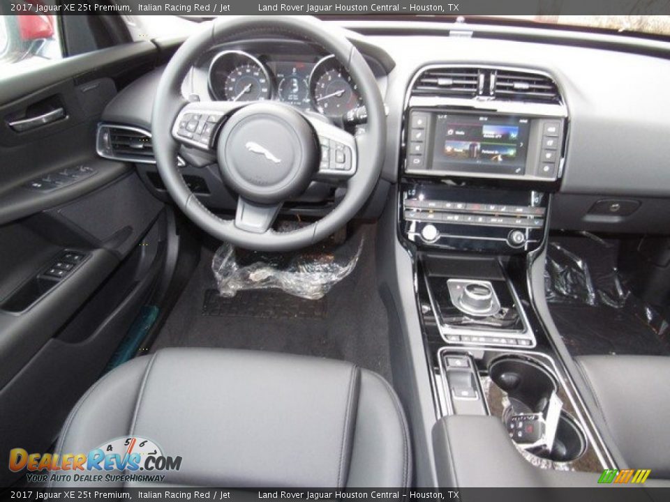 2017 Jaguar XE 25t Premium Italian Racing Red / Jet Photo #13
