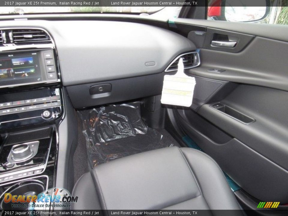 2017 Jaguar XE 25t Premium Italian Racing Red / Jet Photo #14