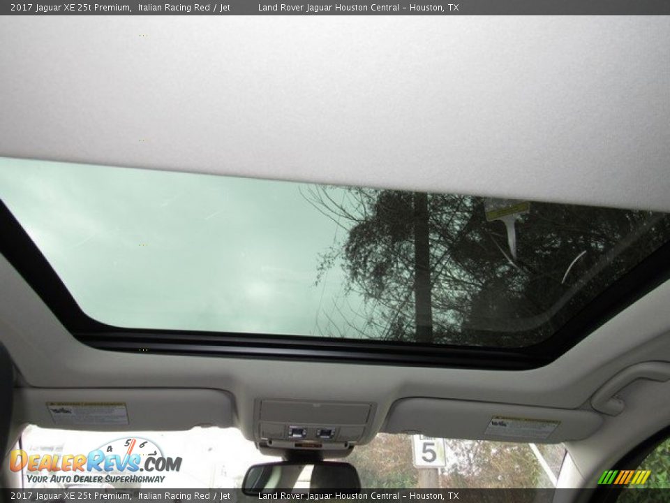 2017 Jaguar XE 25t Premium Italian Racing Red / Jet Photo #16