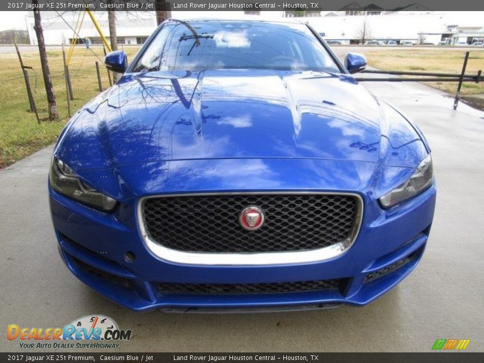 2017 Jaguar XE 25t Premium Caesium Blue / Jet Photo #9