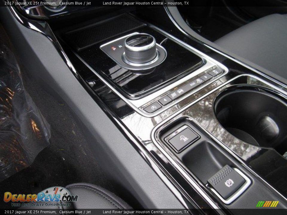 2017 Jaguar XE 25t Premium Caesium Blue / Jet Photo #21