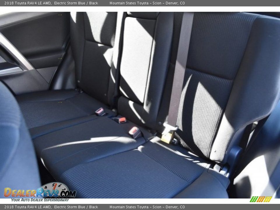 2018 Toyota RAV4 LE AWD Electric Storm Blue / Black Photo #7