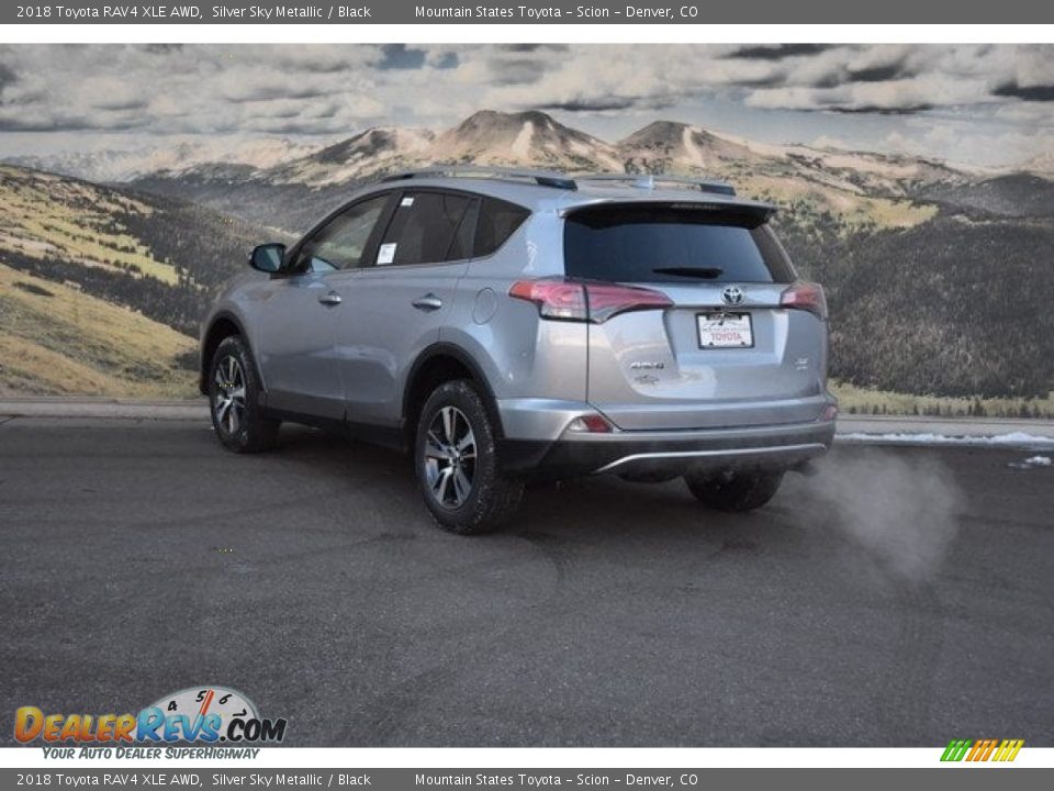 2018 Toyota RAV4 XLE AWD Silver Sky Metallic / Black Photo #3