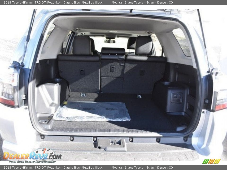 2018 Toyota 4Runner TRD Off-Road 4x4 Classic Silver Metallic / Black Photo #8