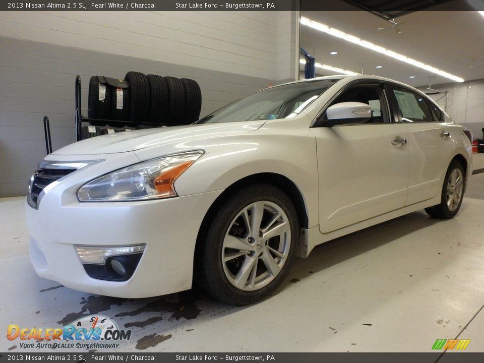 2013 Nissan Altima 2.5 SL Pearl White / Charcoal Photo #1