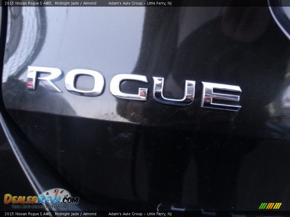 2015 Nissan Rogue S AWD Midnight Jade / Almond Photo #28