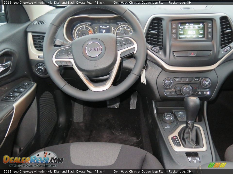 2018 Jeep Cherokee Altitude 4x4 Diamond Black Crystal Pearl / Black Photo #14