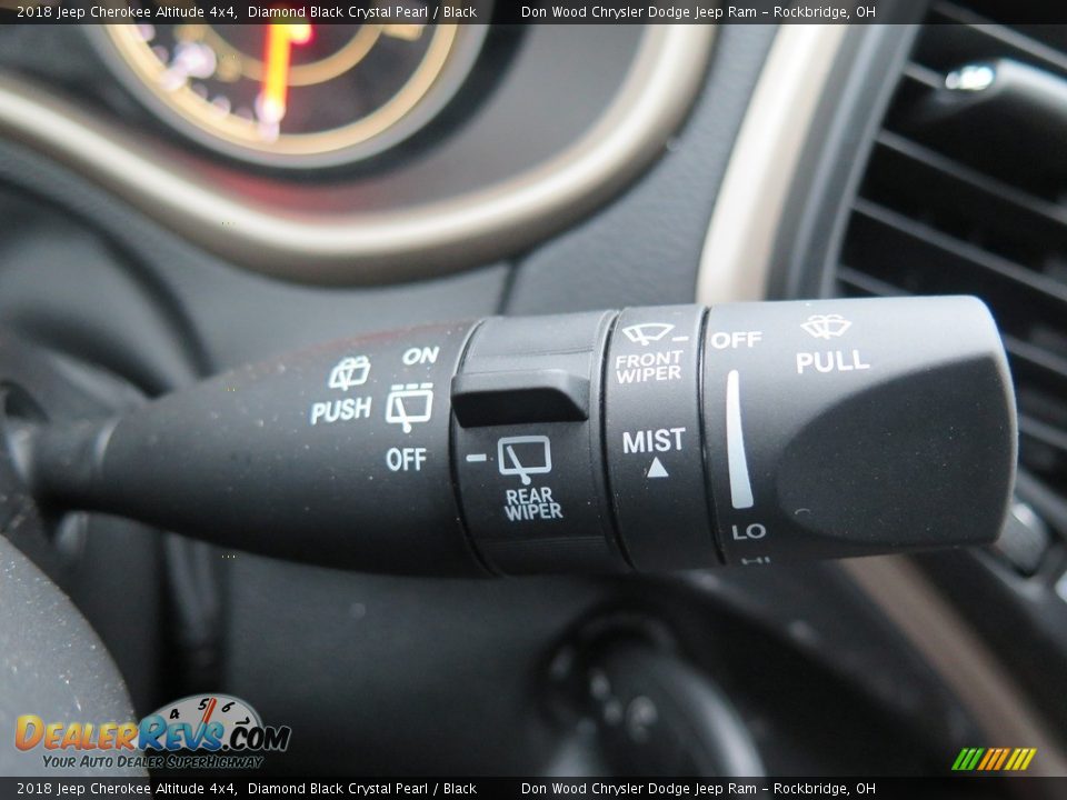 2018 Jeep Cherokee Altitude 4x4 Diamond Black Crystal Pearl / Black Photo #28