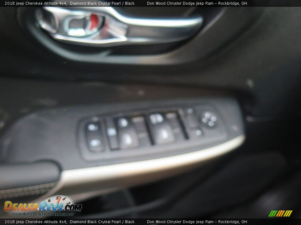 2018 Jeep Cherokee Altitude 4x4 Diamond Black Crystal Pearl / Black Photo #29