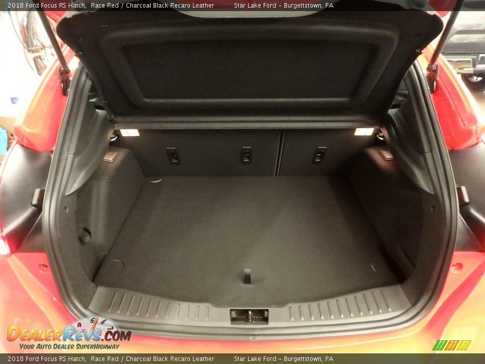 2018 Ford Focus RS Hatch Race Red / Charcoal Black Recaro Leather Photo #5